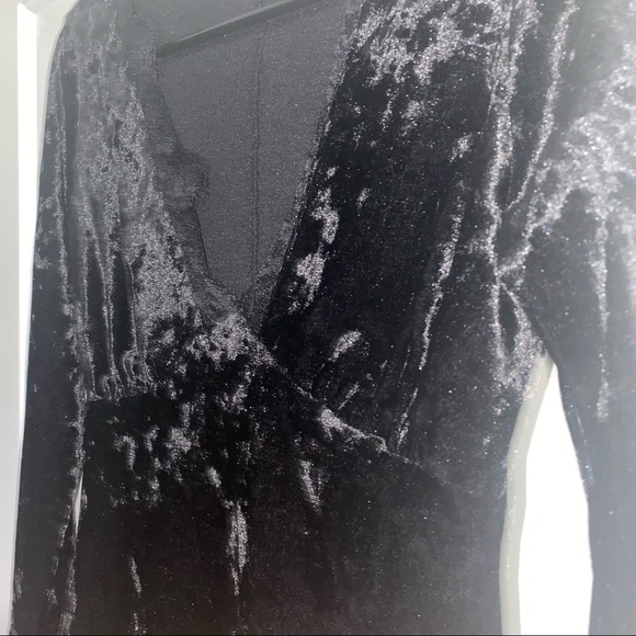 Black Velour Mini Lace Long Sleeve Dress - Picture 4 of 11